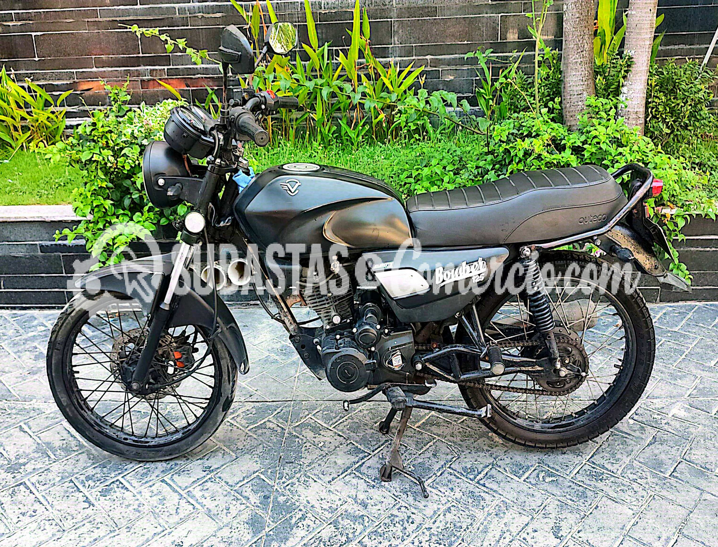Motocicleta Victory  Bomber 125 mt 125cc Mod.2023 Placa - FGM74C